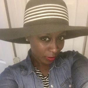 Meet your Posher, Tyra